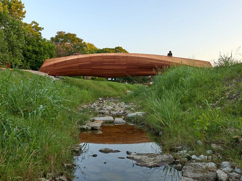 5 new iconic pedestrian bridges: the eye goes with you!