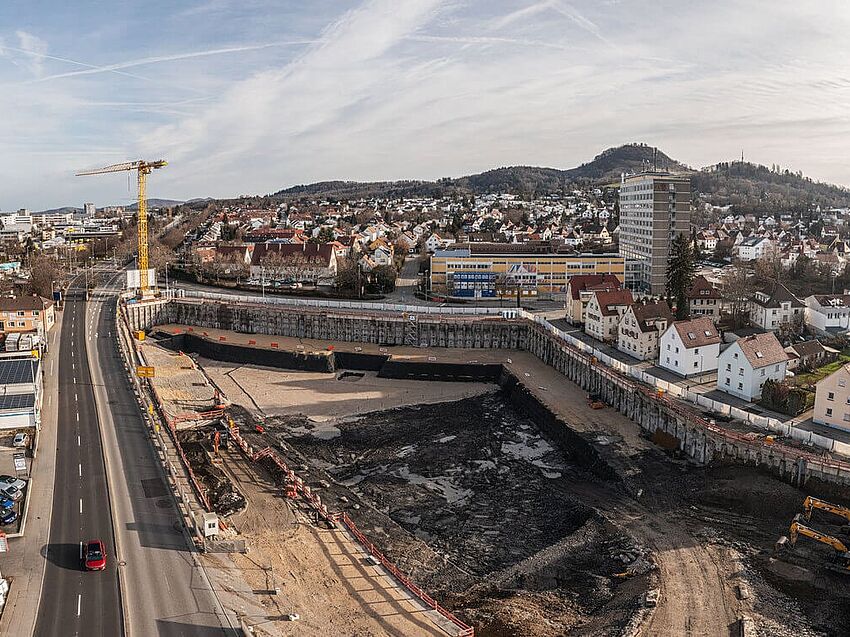 100.000 Kubikmeter: Baugrube beim Landratsamt Reutlingen