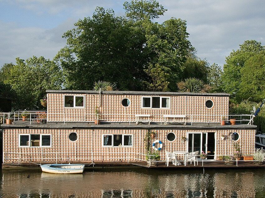 Houseboat