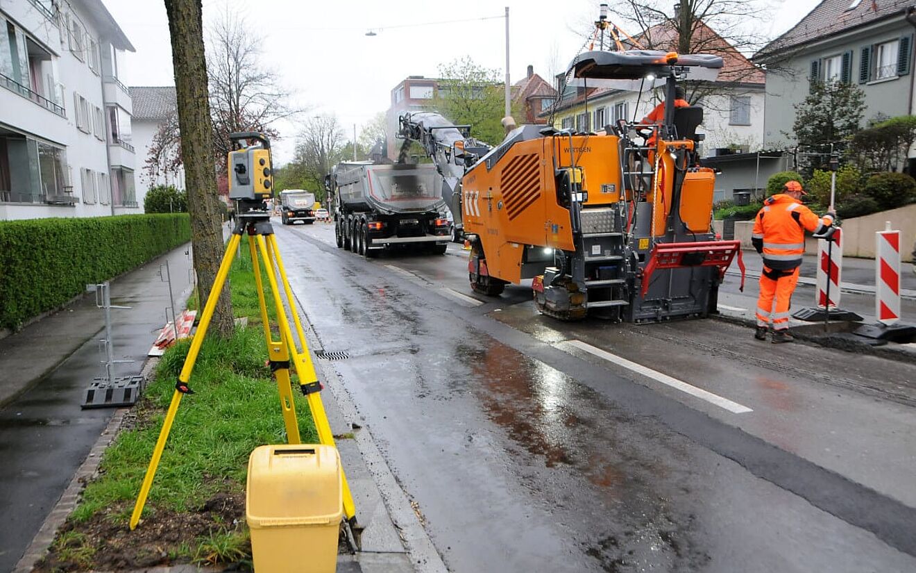 © Provided; Extremely precise removal of the near-surface pavement replacement thanks to 3D modeling.